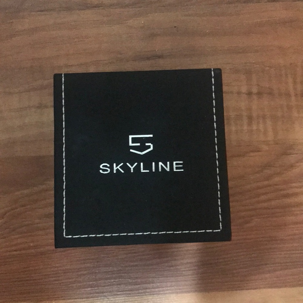 Skyline watch  new